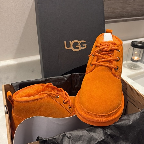 Men’s Neumel UGGs Size 8 New In Box - Picture 6 of 7
